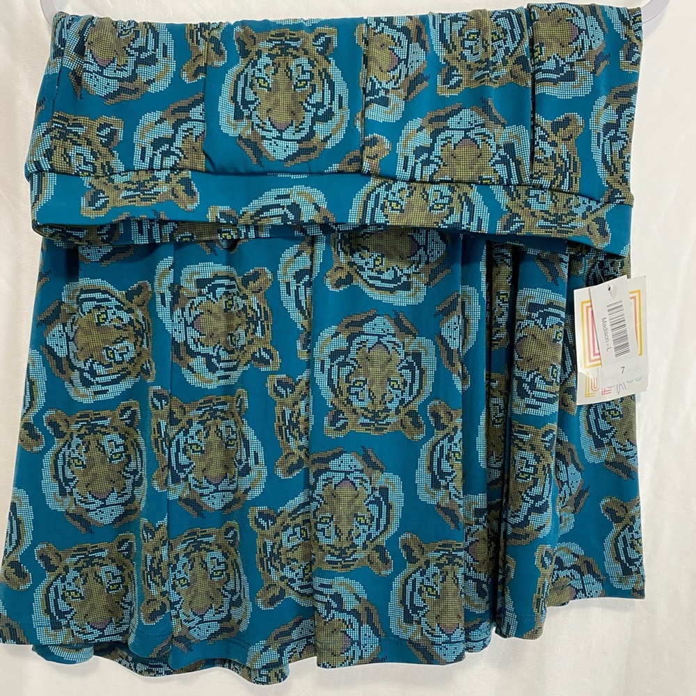 Lularoe Madison skirt Large tiger print NWT